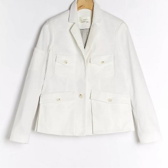 Anthropologie Jackets & Blazers - Anthropologie White Utilitarian Style Denim Jacket. Size 6. Excellent condition.